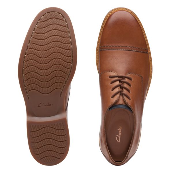 Clarks Mens Atticus Cap Wide Fit Shoes Brown | CA-7081962